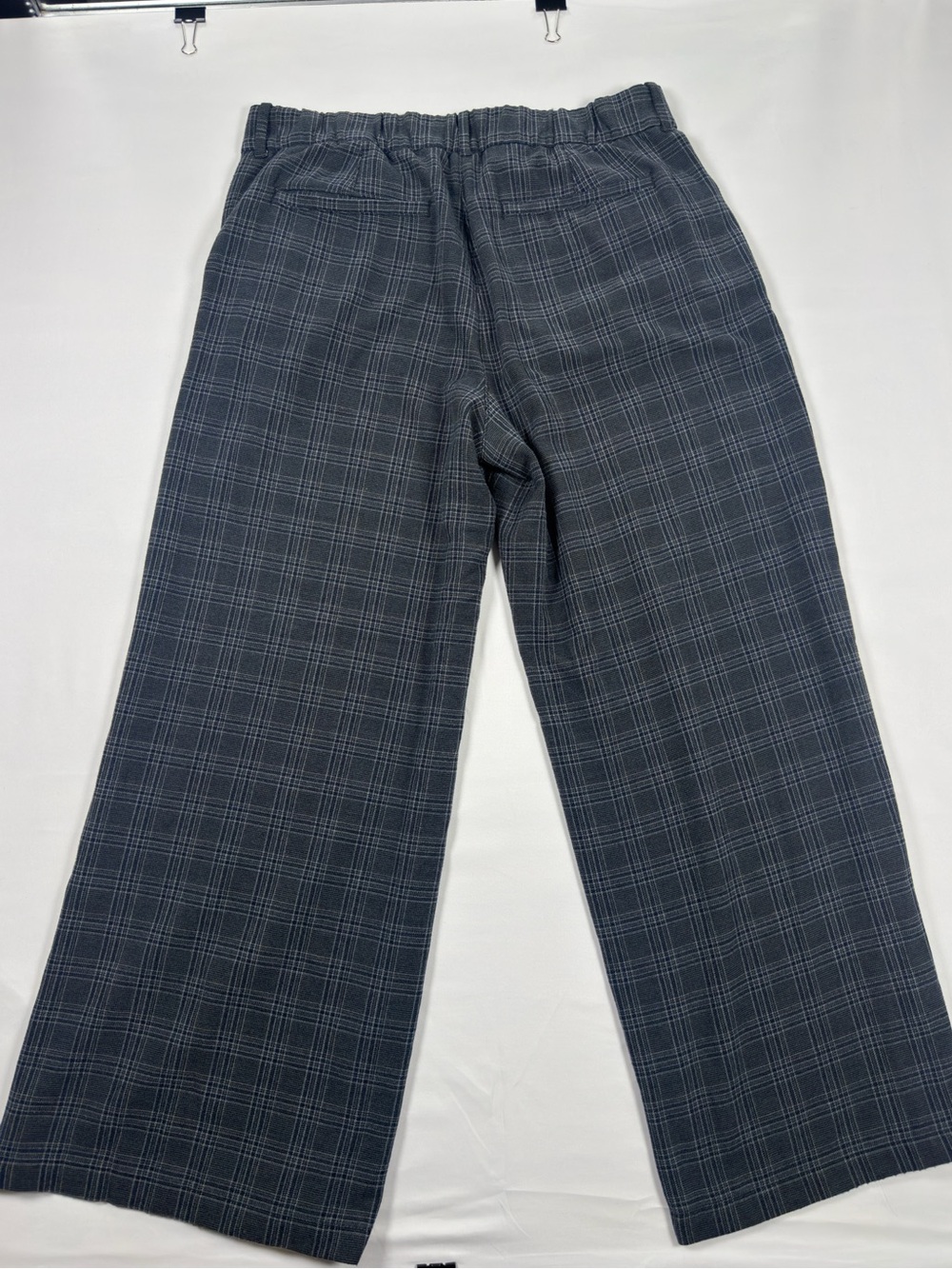 American Eagle Outfitters Grey Plaid Wide-Leg Pants - Picture 3 of 9